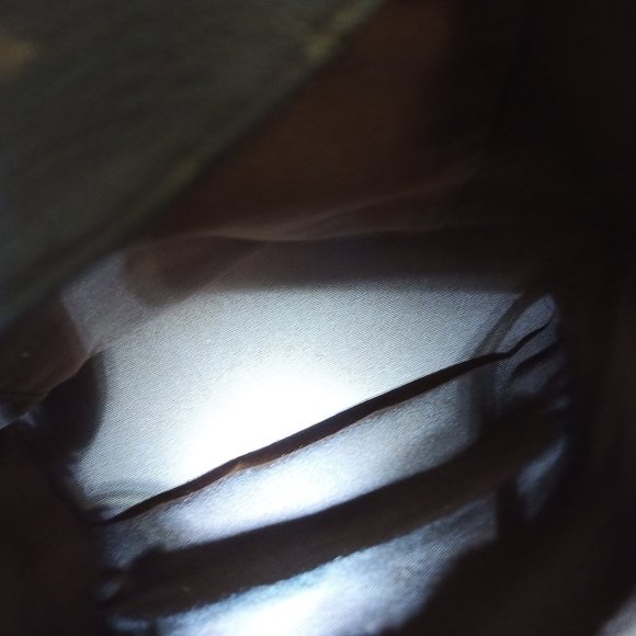 EXCEPTIONALLY CLEAN EUC LV Vintage Montsouris MM Backpack (w/ Dust Cover & Box) - Picture 11 of 16